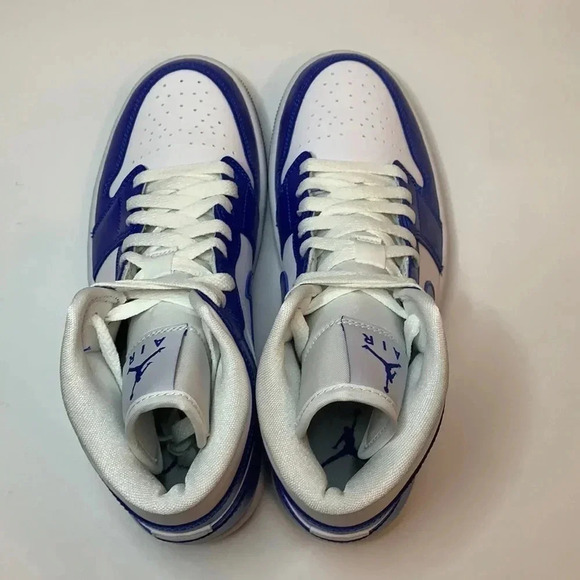 Jordan 1 Mid Sneakers Kentucky Blue - Picture 8 of 10